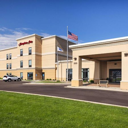 Hampton Inn Фэрмонт Экстерьер фото